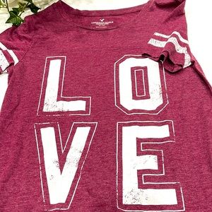 American Eagle Love T-shirt Small